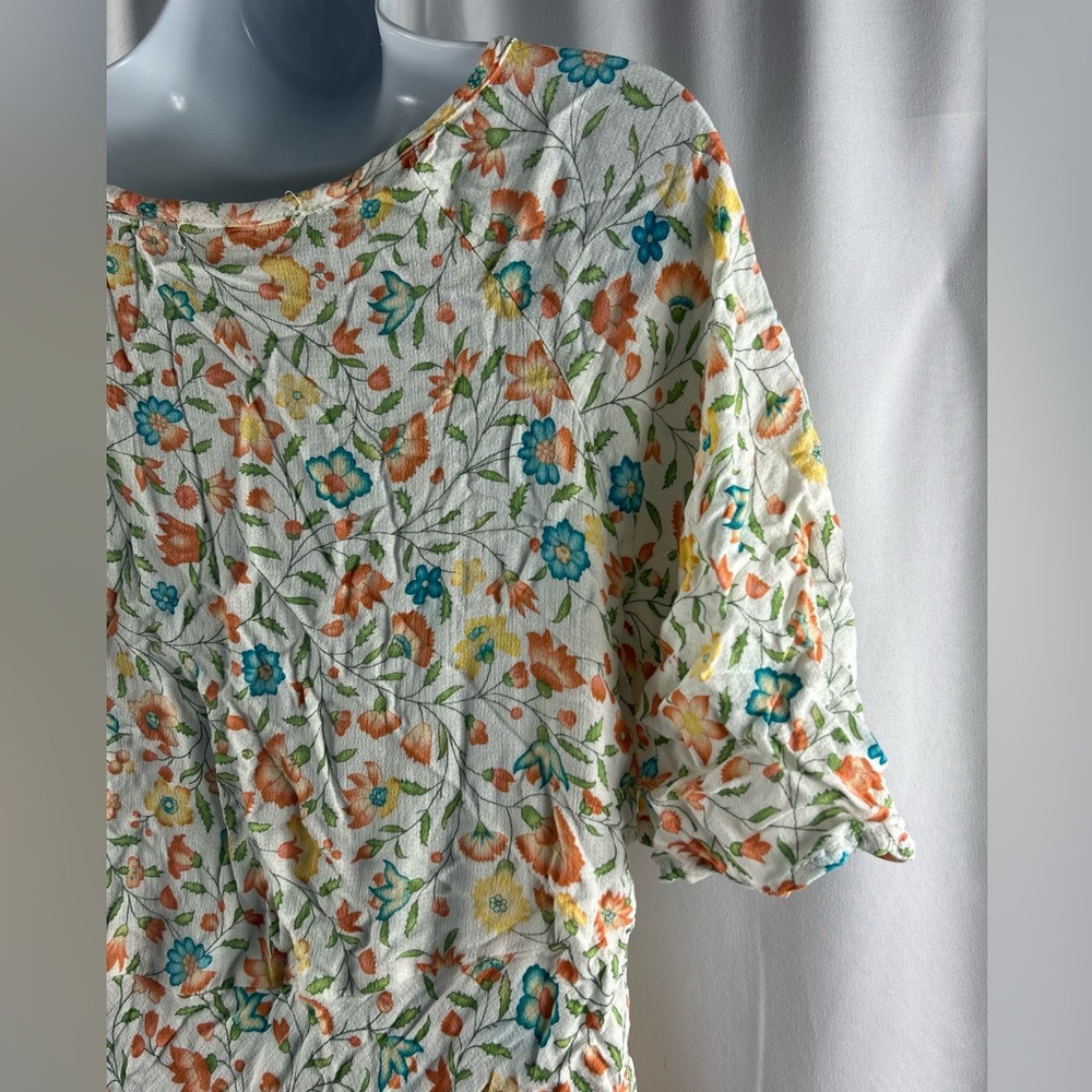 Rose & Thyme V-neck bell sleeve floral top L - Picture 5 of 6